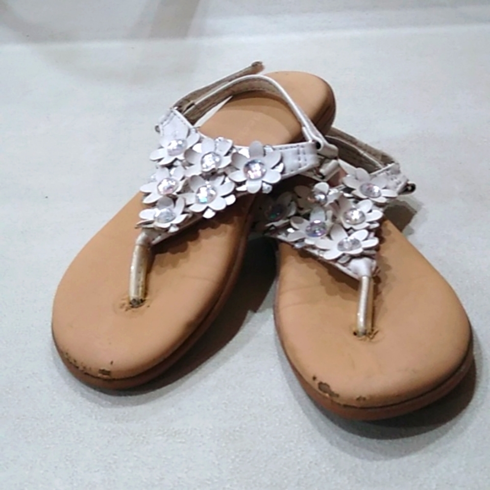 Wonderkids flower sandals